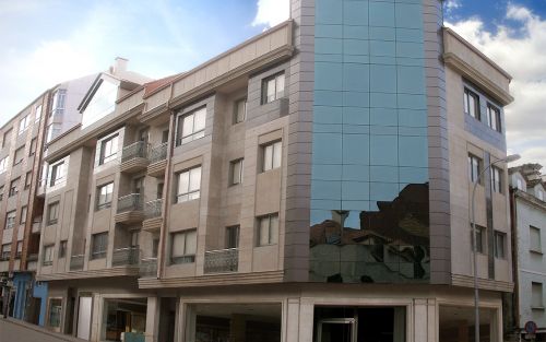 Retoque Fotográfico de varios Edificios en Pontevedra - A Borneira